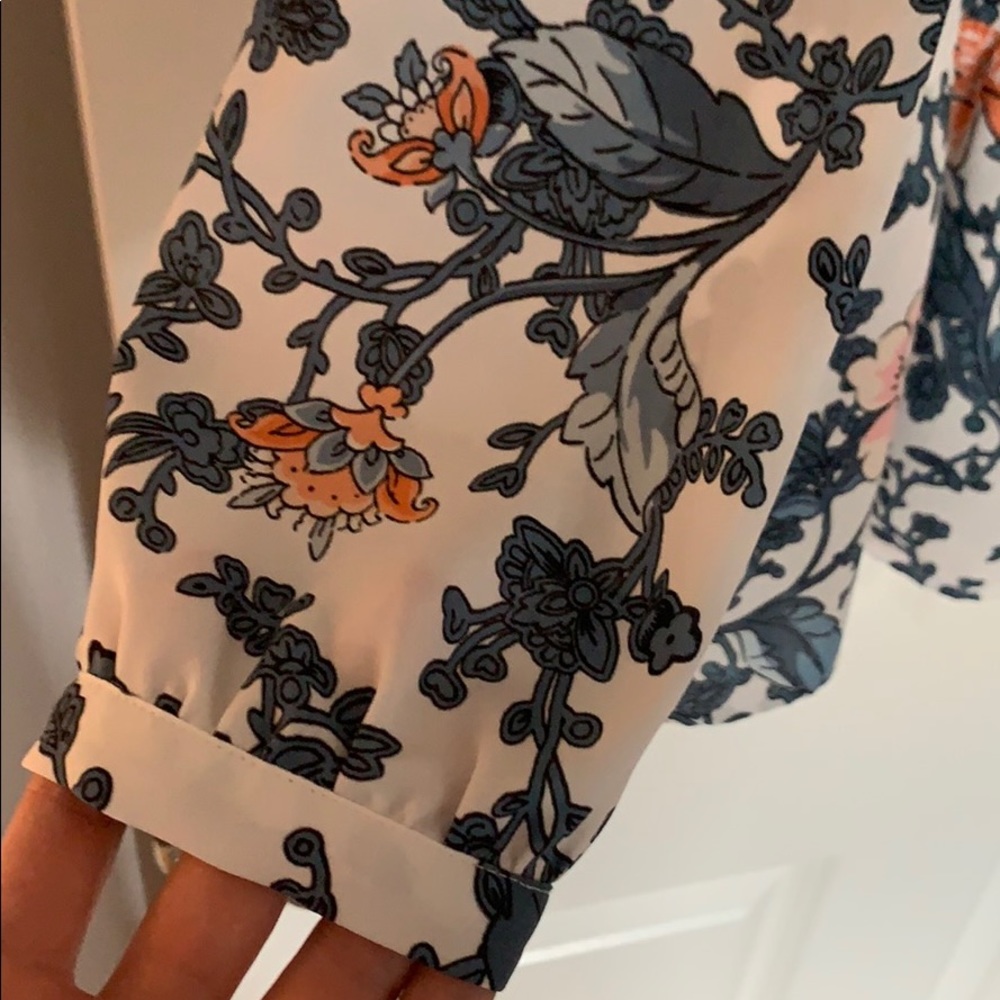 Loft Blouse - Picture 2 of 3